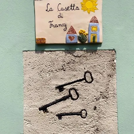 La Casetta Di Francy, 펜션 *